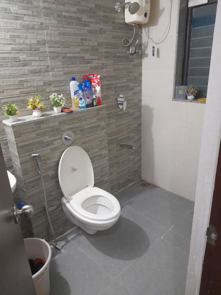 Bathroom, lodha-palava-city 2 Bedroom 743 Sq.Ft. Apartment In Dombivli East Thane 9947412
