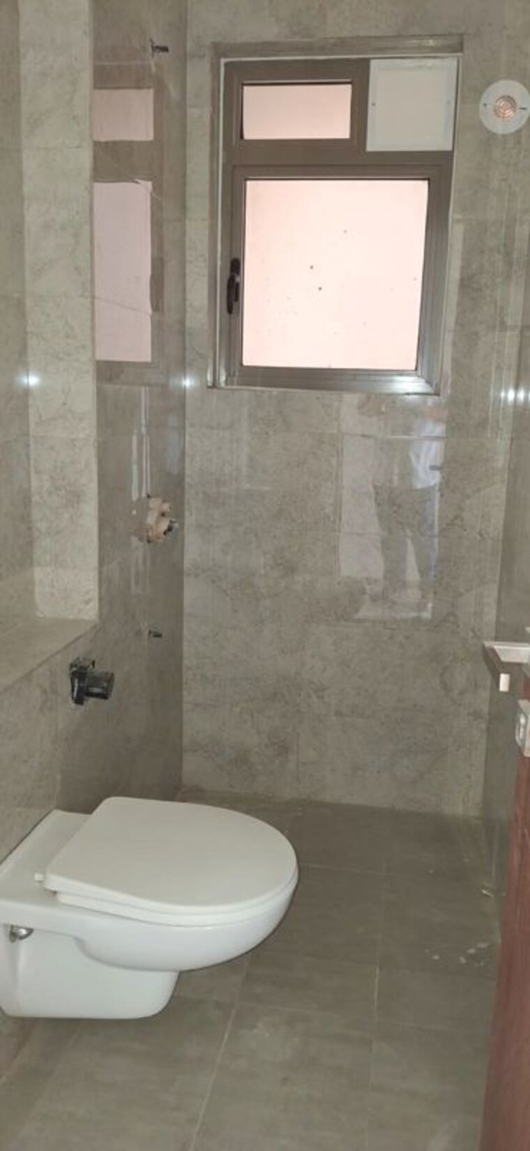 Bathroom, sheth-auris-bliss 2 Bedroom 677 Sq.Ft. Apartment In Malad West Mumbai 9947415