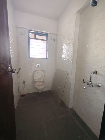 Bathroom in 4 BHK Apartment at Chembur – for Rent