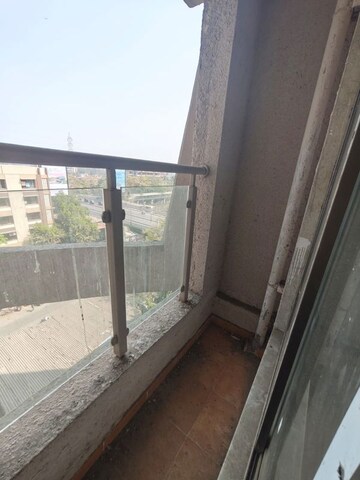 Balcony in 4 BHK Apartment at Chembur – for Rent