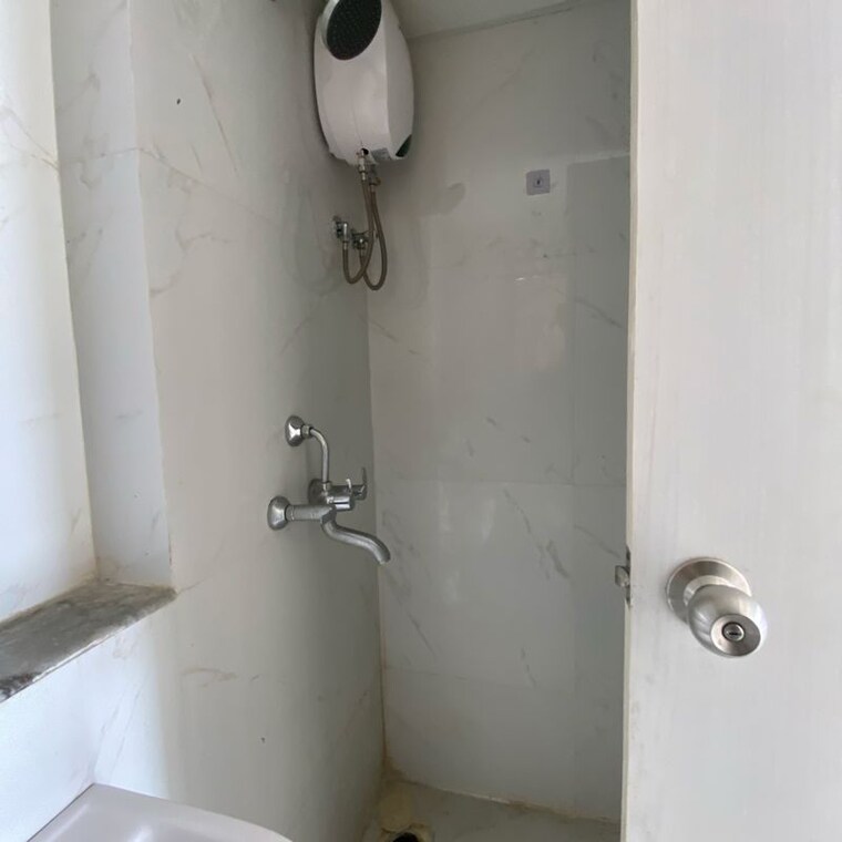 Bathroom, runwal-gardens-phase-2 1.5 Bedroom 505 Sq.Ft. Apartment In Dombivli East Thane 9947427