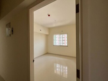 Room in 2 BHK Apartment at Avon Vista, Balewadi – for Rent