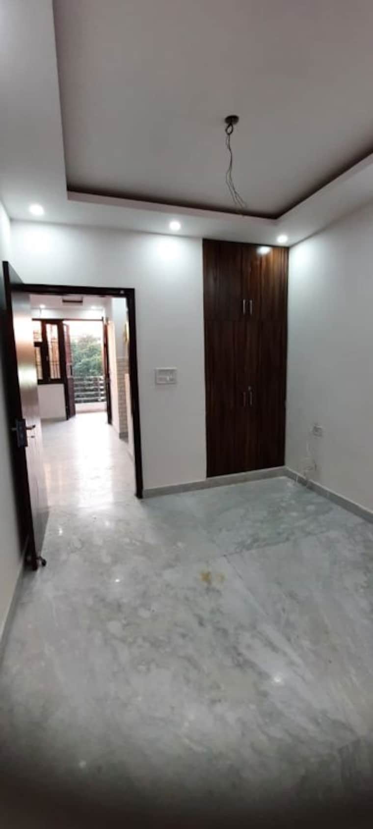 Room, vikas puri 1 Bedroom 500 Sq.Ft. Builder Floor In Vikas Puri Delhi 9947471