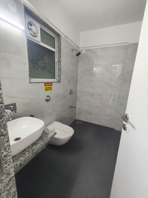 Furnished Amenities in 3 BHK Apartment at Space Paramount Tower, Kondhwa – for Sale