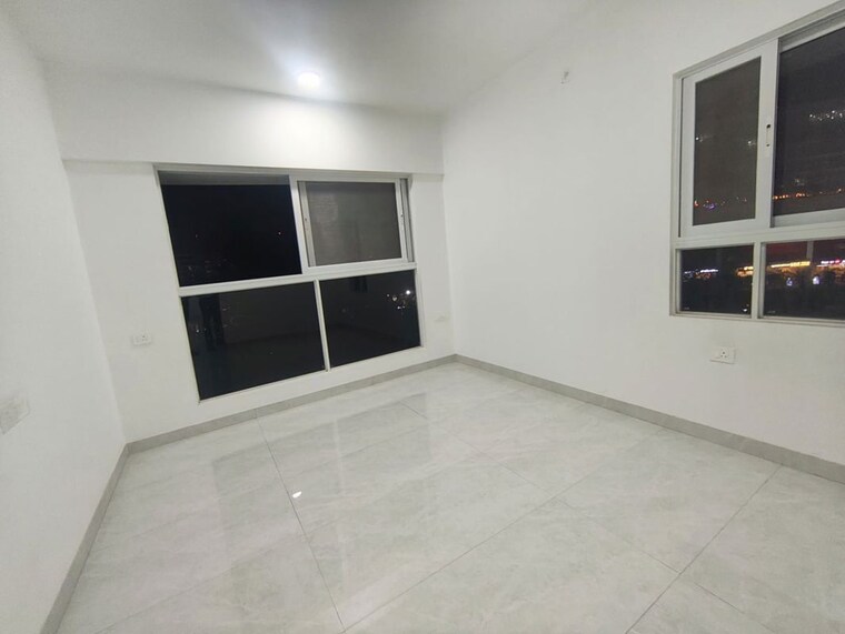 Room, space-paramount-tower 3 Bedroom 1584 Sq.Ft. Apartment In Kondhwa Pune 9947448