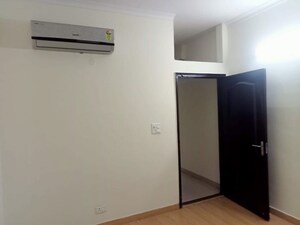 2.5 BHK Builder Floor For Sale in Smart World Gems, Sector 89