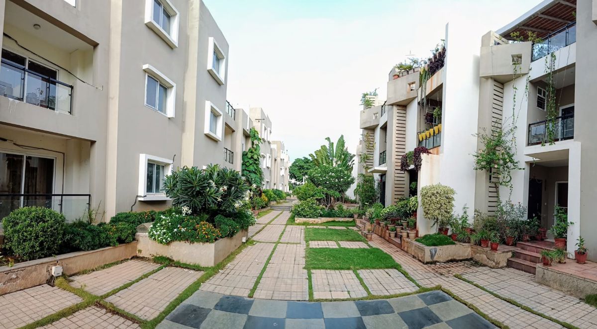 3 BHK + Pooja Room Villa For Sale in Edifice Almond Tree Row House