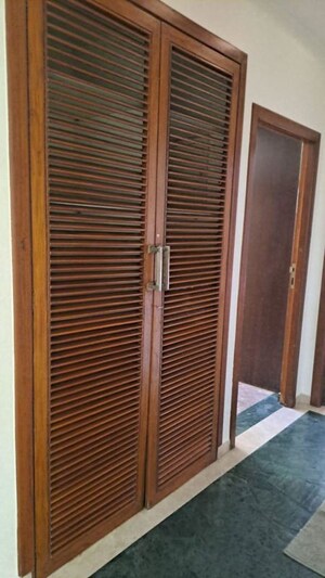 Bathroom in 3 BHK Apartment at Hiranandani Meadows, Manpada – for Rent