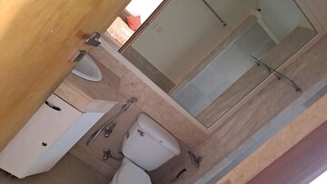 Furnished Amenities in 3 BHK Apartment at Hiranandani Meadows, Manpada – for Rent