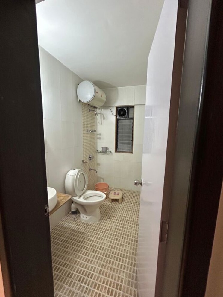 Bathroom, prakriti-apartments 2 Bedroom 1300 Sq.Ft. Apartment In Baner Pune 9947497