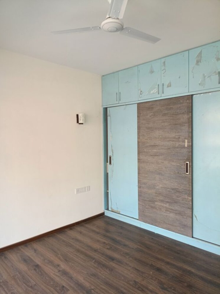 Room, adani-samsara 4 Bedroom 2800 Sq.Ft. Builder Floor In Sector 60 Gurgaon 9933288