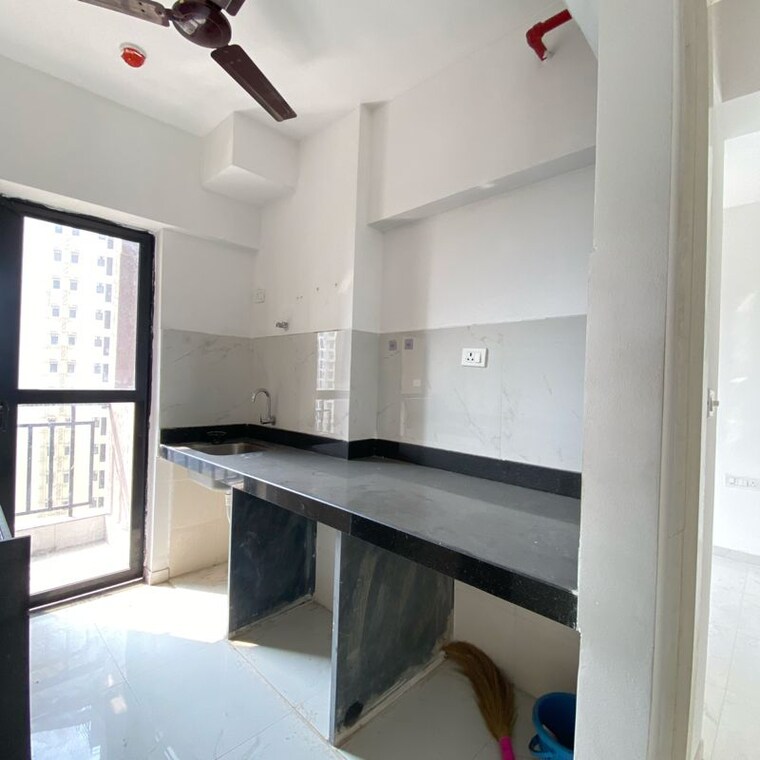 Kitchen, runwal-gardens-phase-2 1.5 Bedroom 507 Sq.Ft. Apartment In Dombivli East Thane 9947555