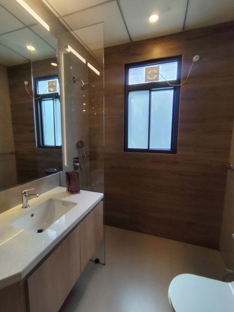 Bathroom, signature-global-daxin-vistas 3.5 Bedroom 1550 Sq.Ft. Apartment In Bhondsi Gurgaon 9947535