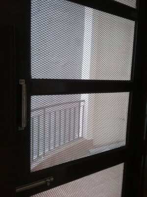 Room in 3 BHK Builder Floor at Anant Raj Ashok Estate, Sector 63a – for Sale