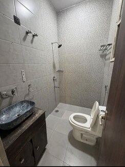 4 BHK + Servant Room Apartment For Sale in Vipul Greens