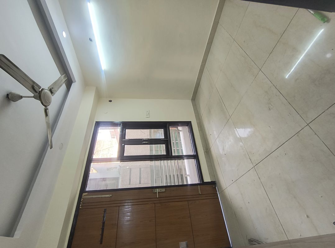 2 BHK Builder Floor For Rent in Govindpuri
