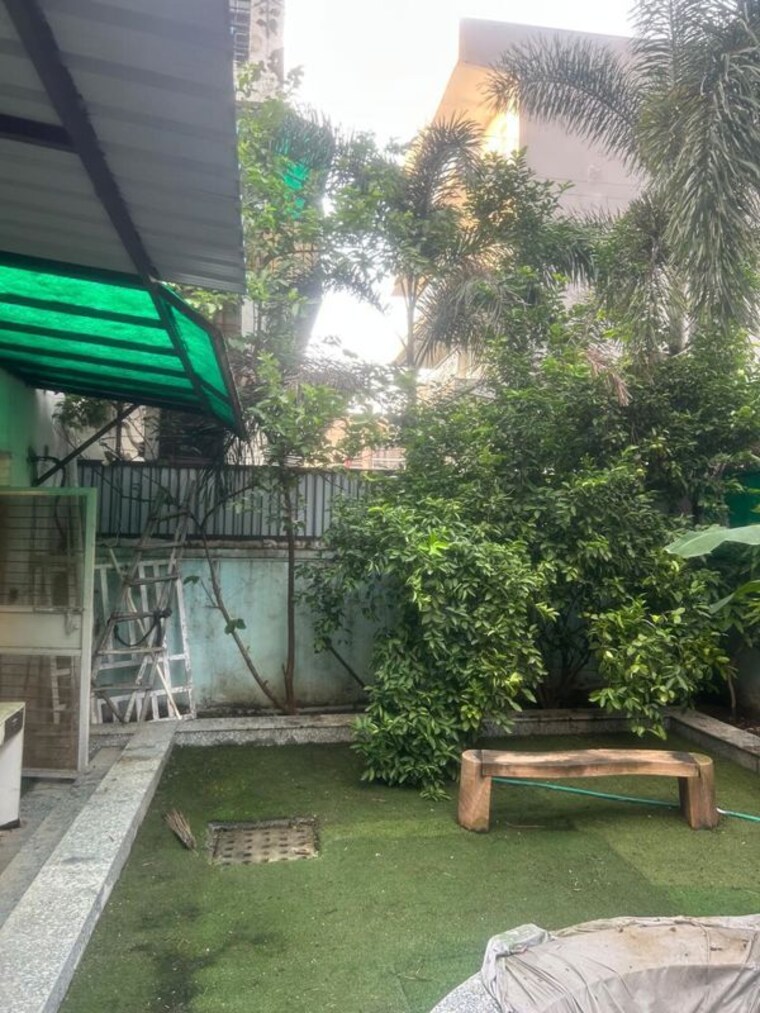 Exterior View, dlf phase ii  300 Sq.Yd. Plot In Dlf Phase ii Gurgaon 9947600