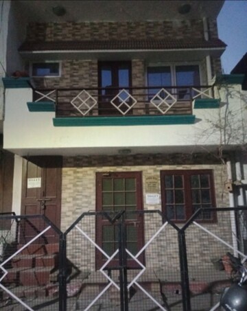 1 BHK Villa – Exterior View View at Aliganj - for Rent