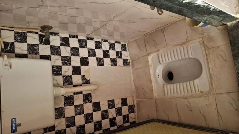 Bathroom, k-k-nehru-tower 1 Bedroom 700 Sq.Ft. Apartment In Ulwe Navi Mumbai 9947690