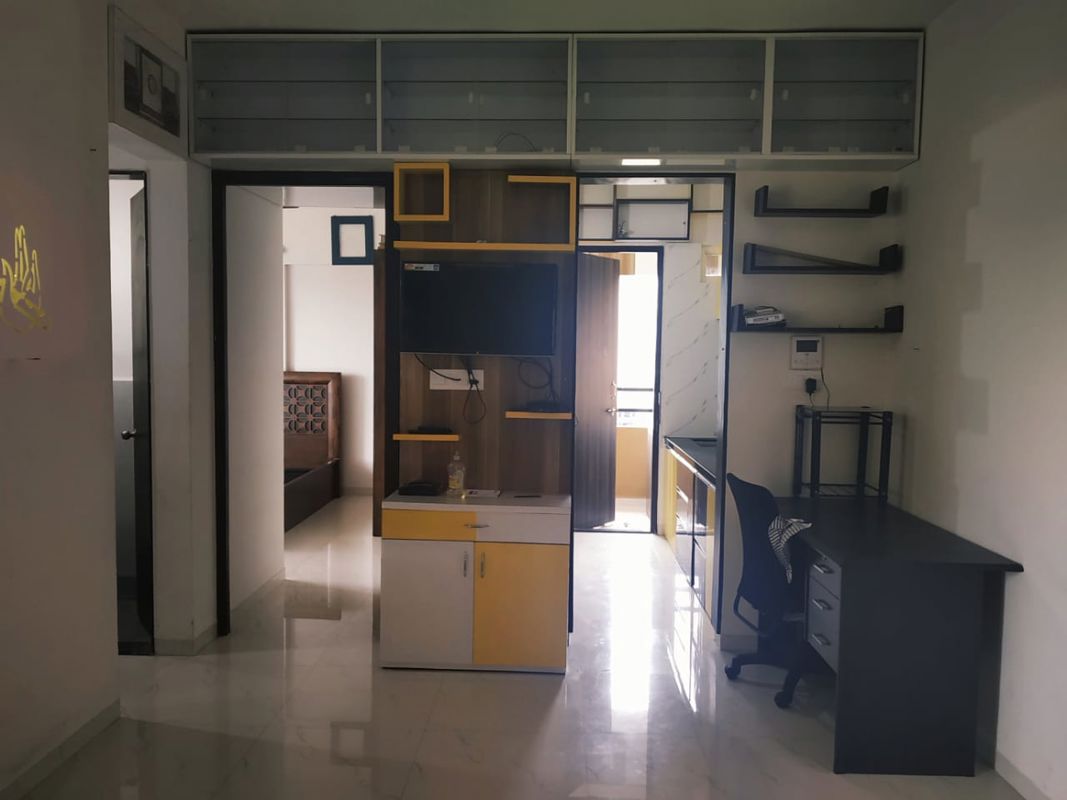 1.5 BHK + Pooja Room,Extra Room Apartment For Rent in PGD Pinnacle