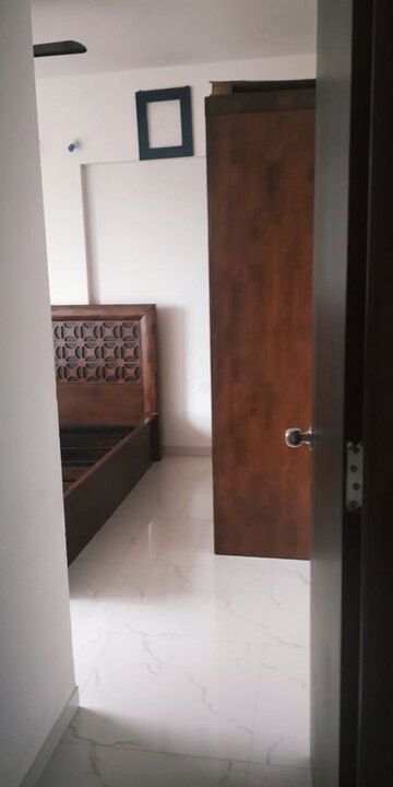 Furnished Amenities in 1.5 BHK Apartment at PGD Pinnacle, Mundhwa – for Rent