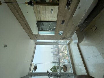 Bathroom in 2.5 BHK Apartment at Shapoorji Pallonji The Canvas Residences, Sewri – for Sale