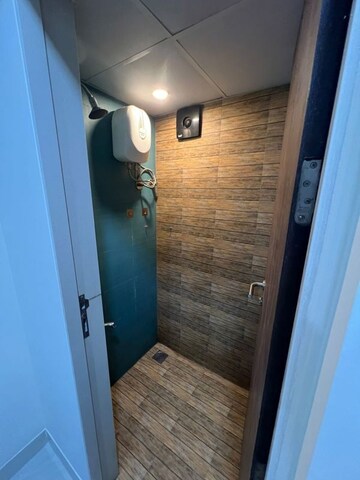 2 BHK Apartment For Rent in Lodha Crown Kolshet, Kolshet Road