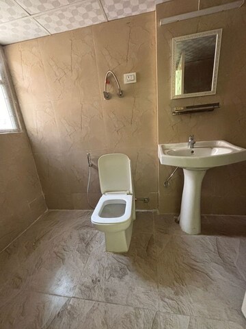 Bathroom in 3.5 BHK Apartment at Migsun Twiinz, Eta Ii Greater Noida – for Sale