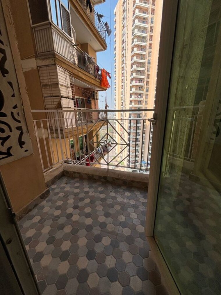 Balcony, migsun-twiinz 3.5 Bedroom 1650 Sq.Ft. Apartment In Eta Ii Greater Noida Greater Noida 9947716