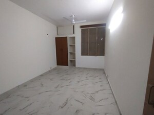 Room in 2 BHK Apartment at Ip Extension – for Rent