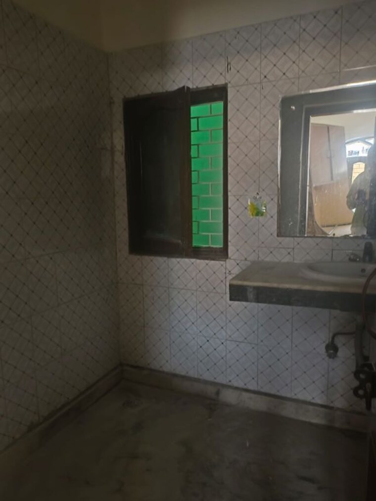 Living Room, sector 23a 2 Bedroom 1200 Sq.Ft. Builder Floor In Sector 23a Gurgaon 9947795