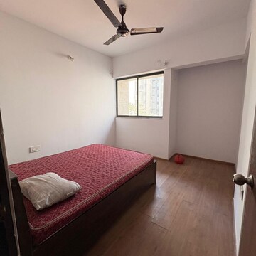 Room in 2 BHK Apartment at Lodha Palava Downtown Dombivli East, Taloja Bypass Road – for Rent