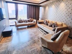 3 BHK + Pooja Room,Extra Room Apartment For Rent in Lodha Trump Tower