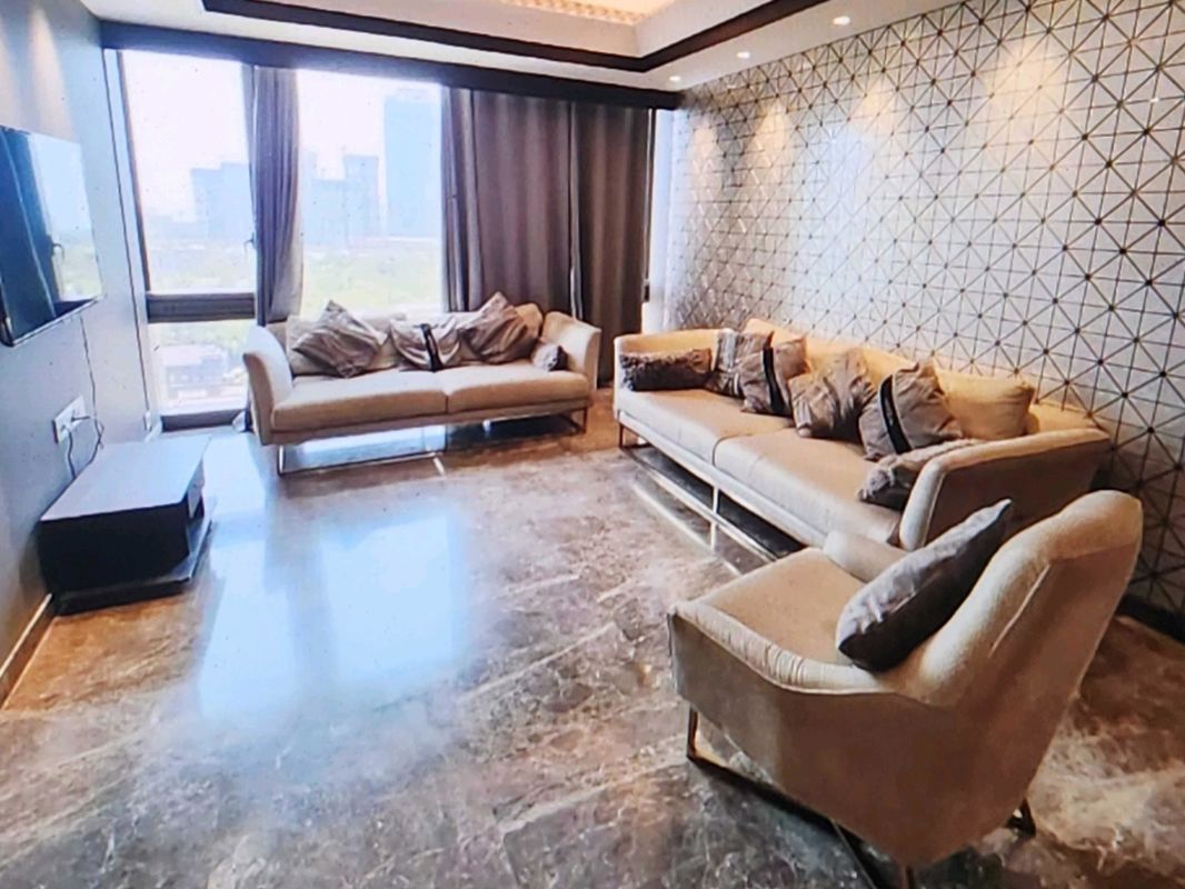 3 BHK + Pooja Room,Extra Room Apartment For Rent in Lodha Trump Tower