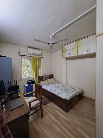 Team Area in 2 BHK Apartment at Suncity Apartment, Anand Nagar – for Sale