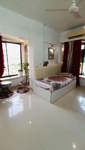 Bedroom in 3 BHK Apartment at Sindhi Society, Chembur – for Rent