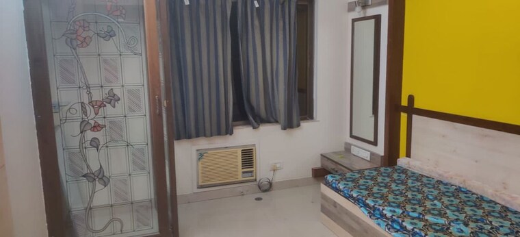 Bedroom, raheja-sherwood 3 Bedroom 1400 Sq.Ft. Apartment In Goregaon East Mumbai 9947829