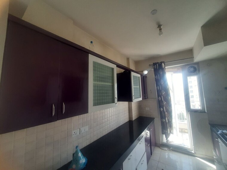 Kitchen, bptp-discovery-park 3 Bedroom 1868 Sq.Ft. Apartment In Sector 80 Faridabad 9947859