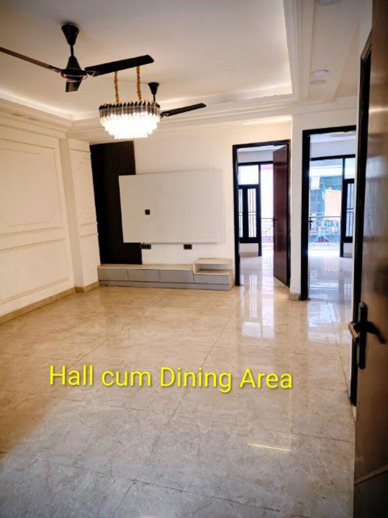 Living Room, mahavir enclave 1 4 Bedroom 115 Sq.Yd. Apartment In Mahavir Enclave 1 Delhi 9923613