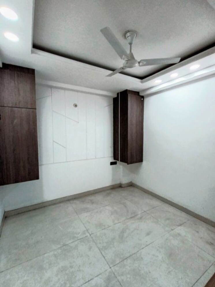 Bedroom, mahavir enclave 1 4 Bedroom 115 Sq.Yd. Apartment In Mahavir Enclave 1 Delhi 9923613