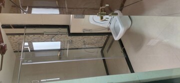Bathroom in 3 BHK Apartment at Bapu Nagar – for Rent