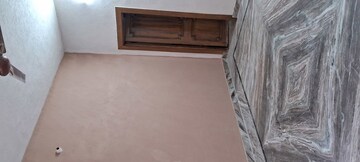 Room in 4 BHK Independent House at Govind Vihar – for Sale