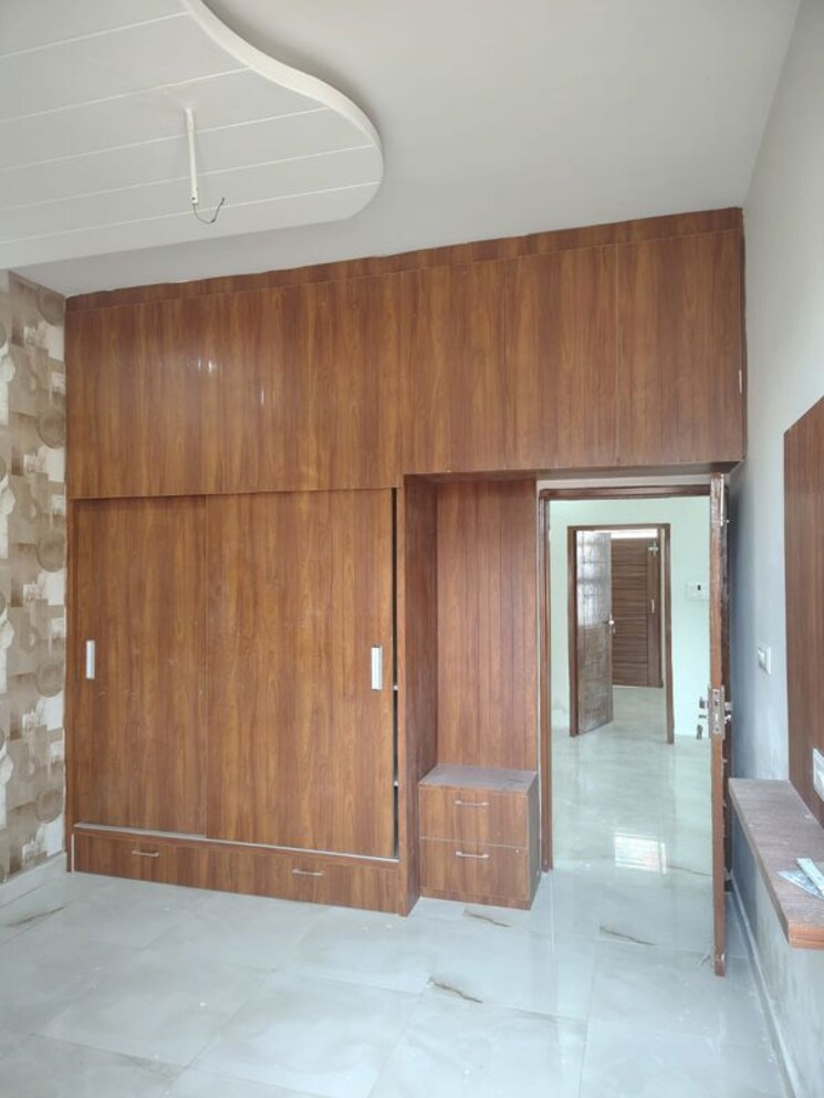 Living Room, mrs-hi-greens 3 Bedroom 1805 Sq.Ft. Apartment In Kishanpura Zirakpur 9947892