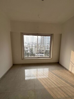 Room in 2 BHK Apartment at Sahakar Avenue, Malad West – for Sale