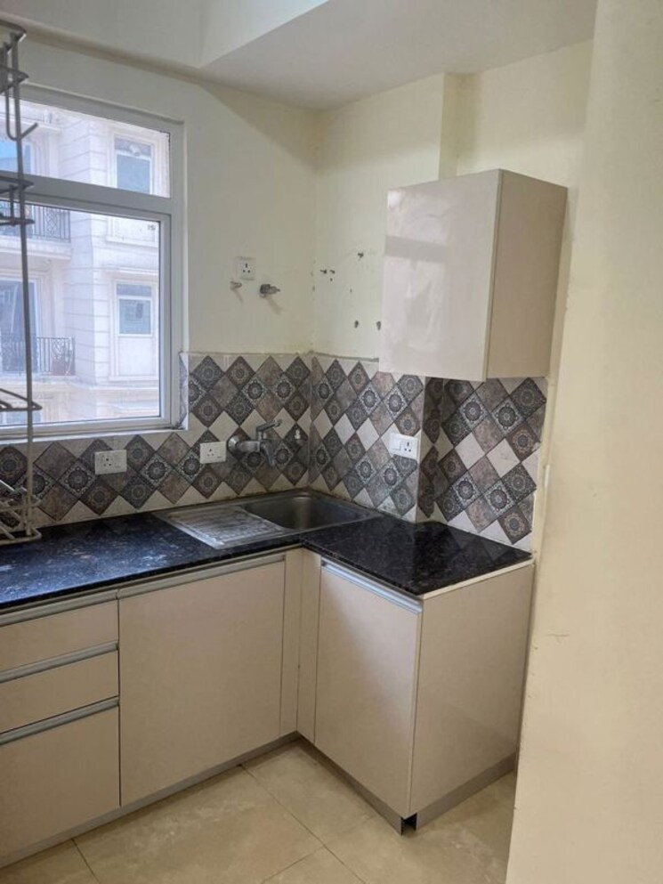 Kitchen, signature-global-park 2 Bedroom 745 Sq.Ft. Builder Floor In Sohna Sector 36 Gurgaon 9947901