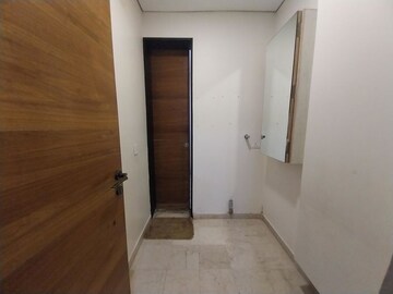 3 BHK Apartment – Entrance View at Omkar 1973, Worli - for Rent