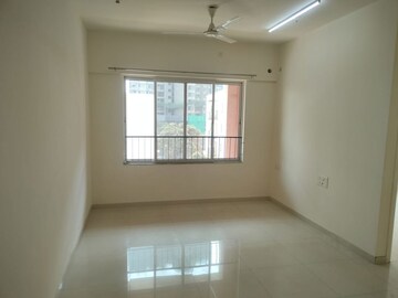 Room in 2 BHK Apartment at Godrej 24, Hinjewadi – for Rent