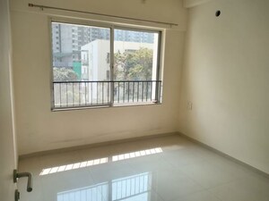 Room in 2 BHK Apartment at Godrej 24, Hinjewadi – for Rent