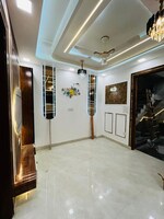 3 BHK + Extra Room 110 Sq.Yd. Builder Floor in Uttam Nagar