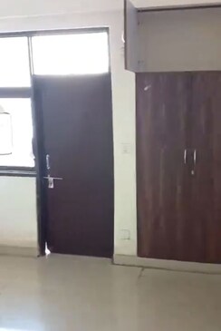 3.5 BHK + Servant Room Apartment For Sale in Sanchar Residency